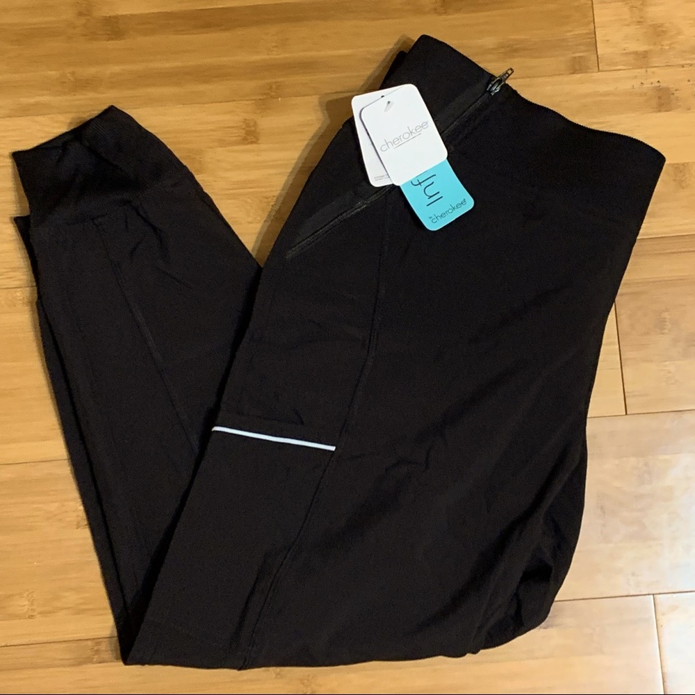 Cherokee Infinity Scrub Joggers